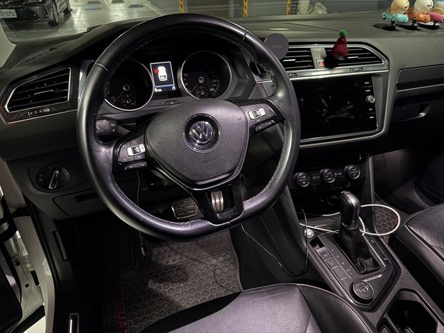 VOLKSWAGEN福斯 TIGUAN  第3張相片