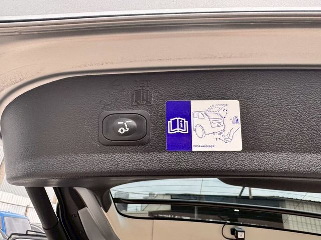 FORD福特 KUGA  第19張相片