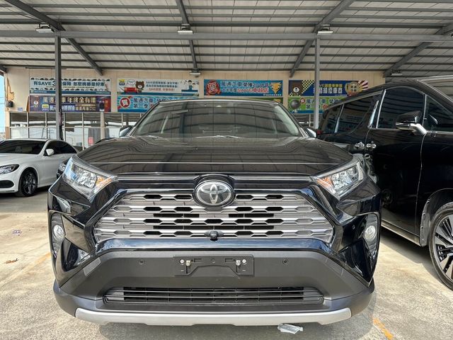 TOYOTA豐田 RAV4  第2張相片