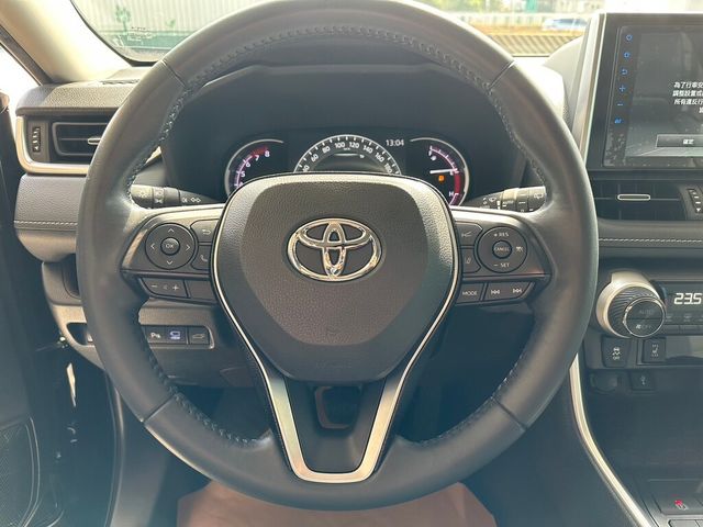 TOYOTA豐田 RAV4  第3張相片