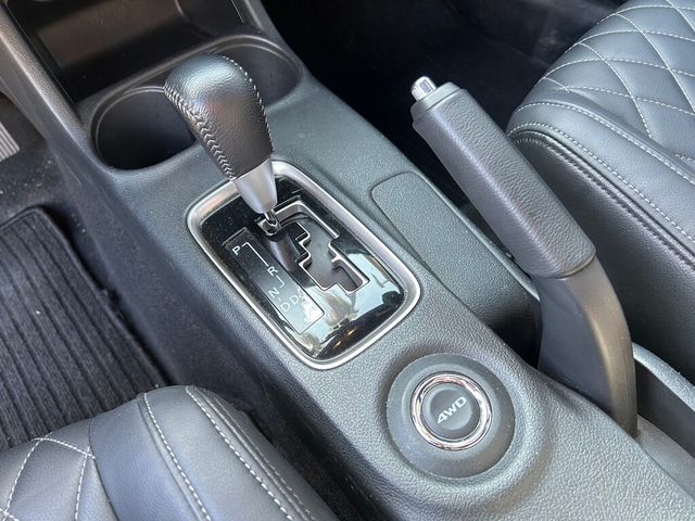 MITSUBISHI三菱 OUTLANDER  第9張相片