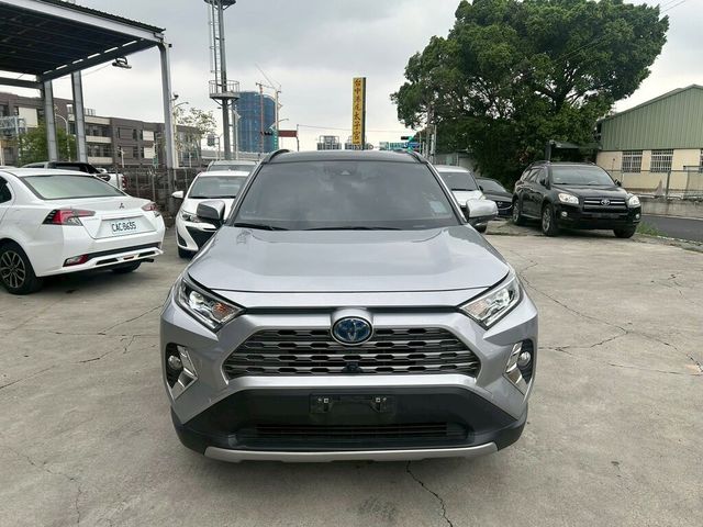 TOYOTA豐田 RAV4  第1張相片