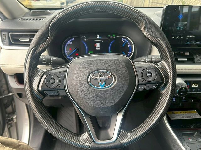 TOYOTA豐田 RAV4  第5張相片