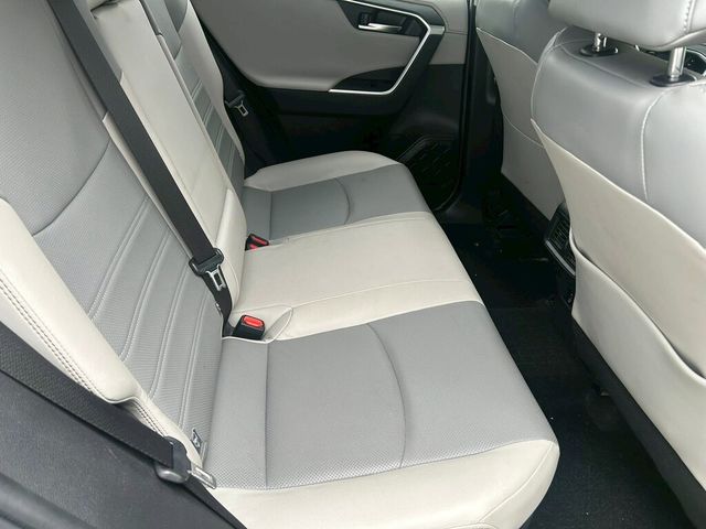 TOYOTA豐田 RAV4  第16張相片