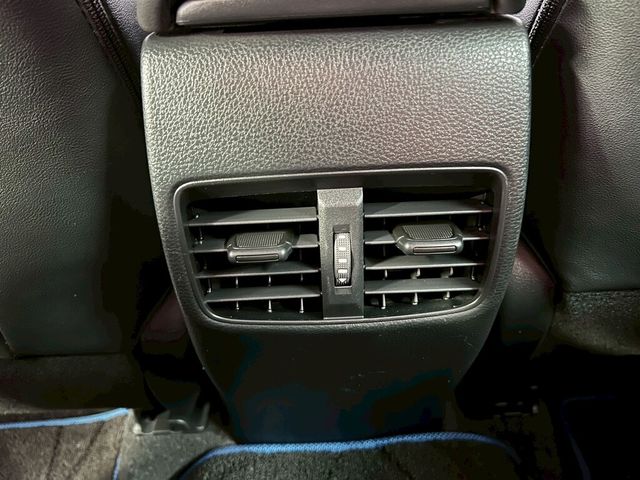 TOYOTA豐田 COROLLA CROSS HYBRID  第11張相片