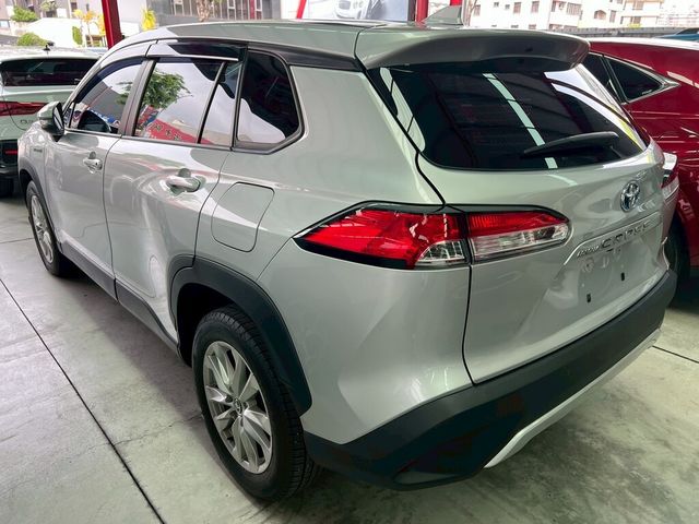 TOYOTA豐田 COROLLA CROSS HYBRID  第14張相片