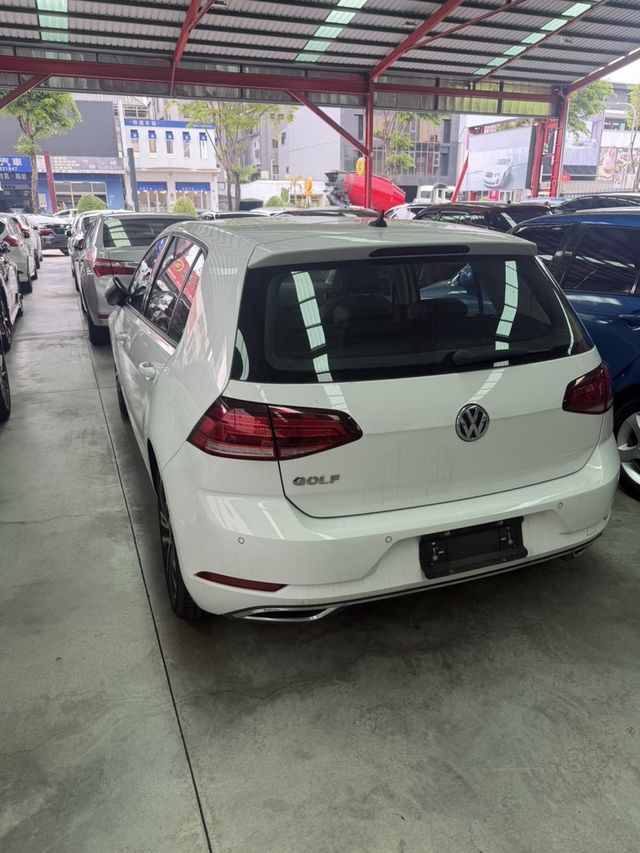 VOLKSWAGEN福斯 GOLF  第1張相片