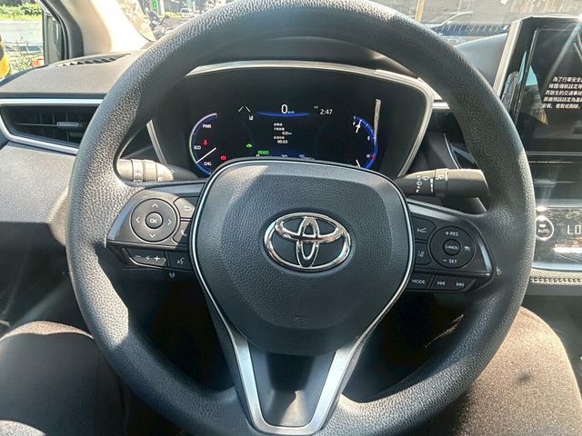 TOYOTA豐田 ALTIS  第5張相片