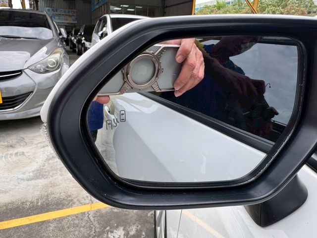 TOYOTA豐田 ALTIS  第11張相片