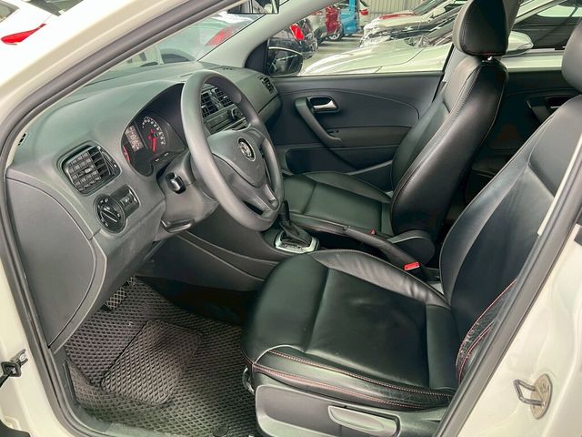 VOLKSWAGEN福斯 POLO  第9張相片