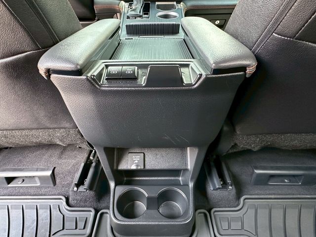 TOYOTA豐田 SIENNA  第12張相片
