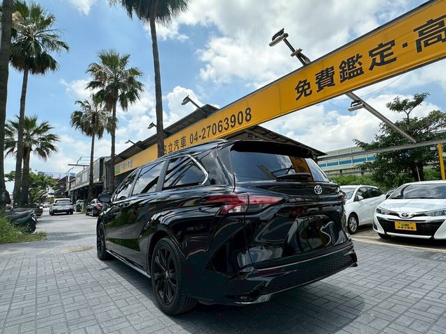 TOYOTA豐田 SIENNA  第18張相片