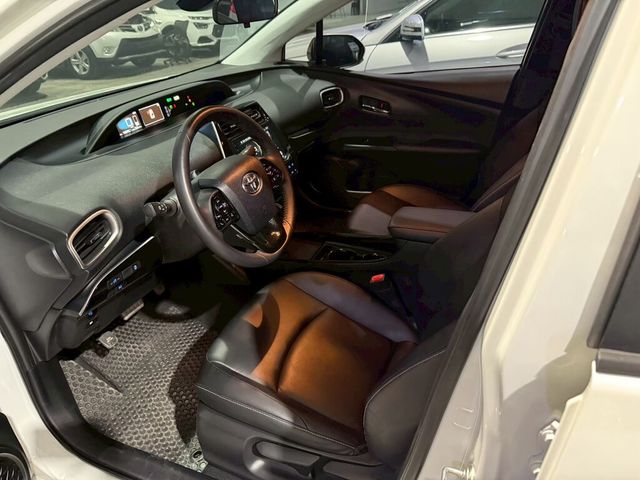 TOYOTA豐田 PRIUS C  第4張相片