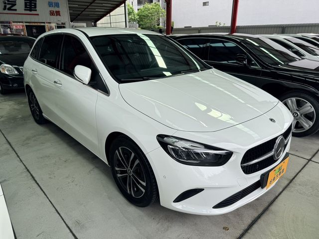 M-BENZ賓士 B180  第3張相片