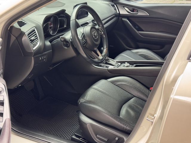 MAZDA馬自達 MAZDA 3  第2張相片