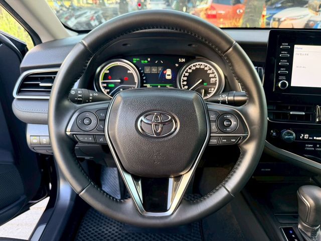 TOYOTA豐田 CAMRY  第7張相片