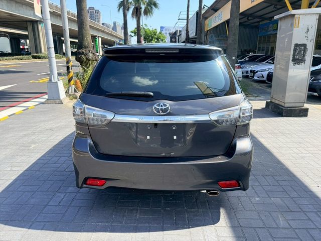 TOYOTA豐田 WISH  第15張相片