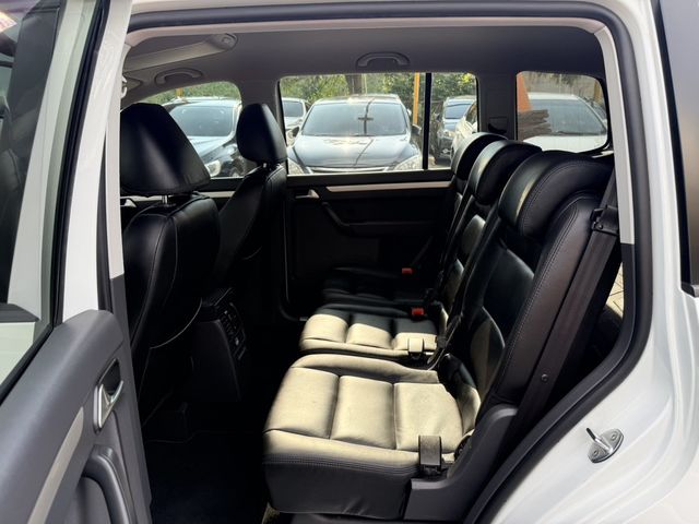 VOLKSWAGEN福斯 TOURAN  第11張相片