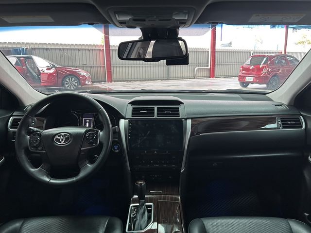 TOYOTA豐田 CAMRY HYBRID  第4張相片