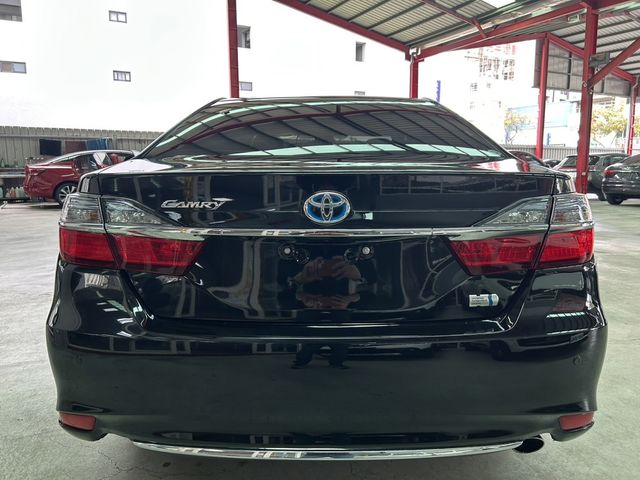 TOYOTA豐田 CAMRY HYBRID  第8張相片