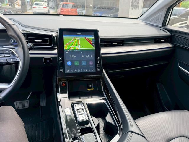 HYUNDAI現代 CUSTIN  第6張相片
