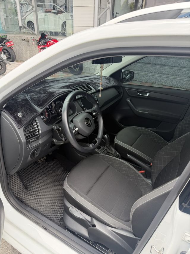 SKODA司科達 FABIA  第3張相片