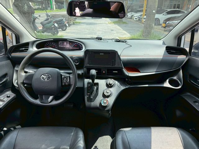 TOYOTA豐田 SIENTA  第12張相片