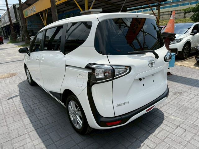 TOYOTA豐田 SIENTA  第16張相片
