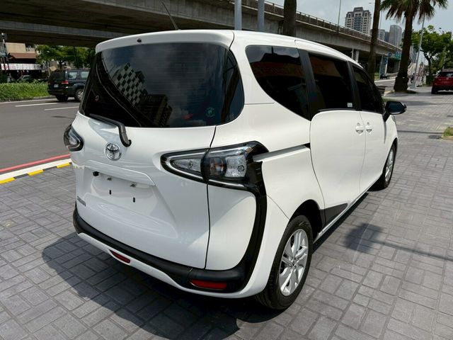 TOYOTA豐田 SIENTA  第18張相片