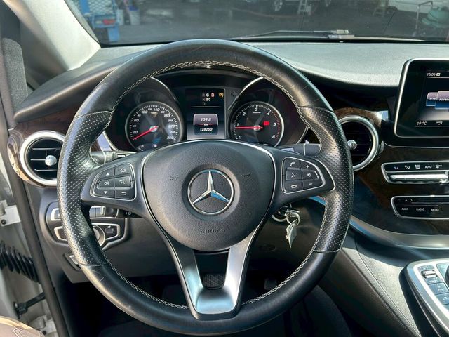 M-BENZ賓士 V250 D  第4張相片