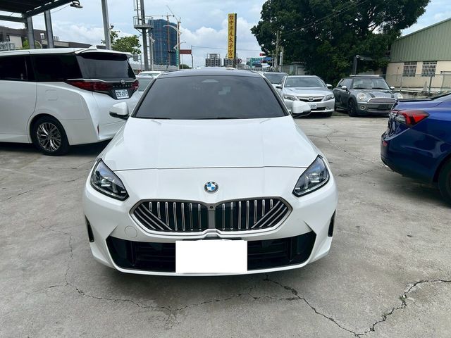 BMW寶馬 120  第2張相片