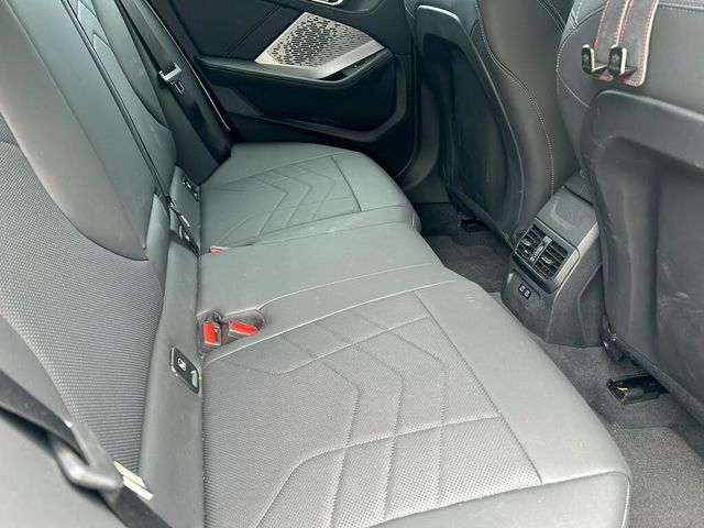 BMW寶馬 120  第11張相片