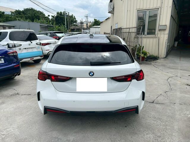 BMW寶馬 120  第12張相片