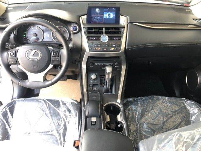 LEXUS凌志 NX300H  第4張相片