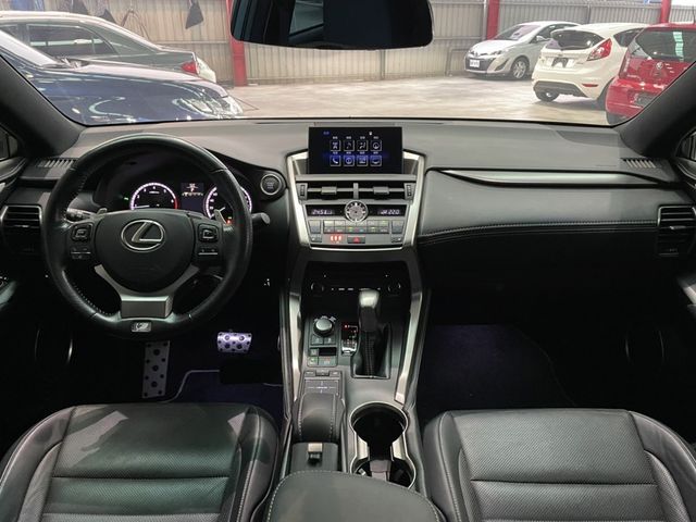 LEXUS凌志 NX200T  第8張相片