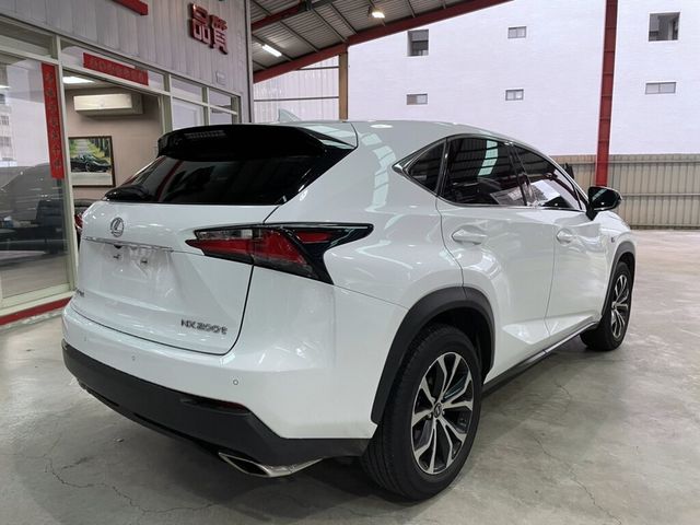 LEXUS凌志 NX200T  第17張相片