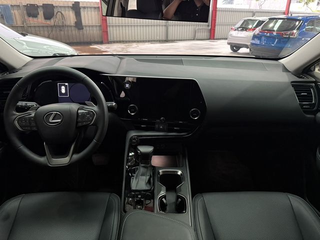 LEXUS凌志 NX200  第9張相片