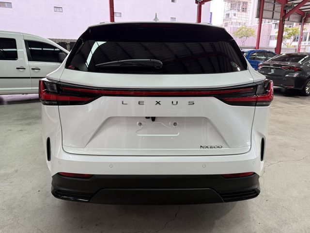 LEXUS凌志 NX200  第16張相片