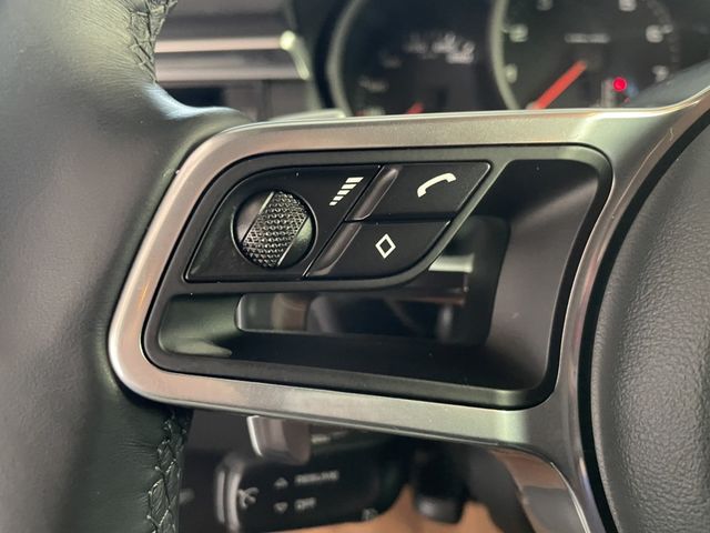PORSCHE保時捷 MACAN  第4張相片