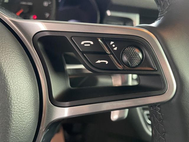 PORSCHE保時捷 MACAN  第5張相片
