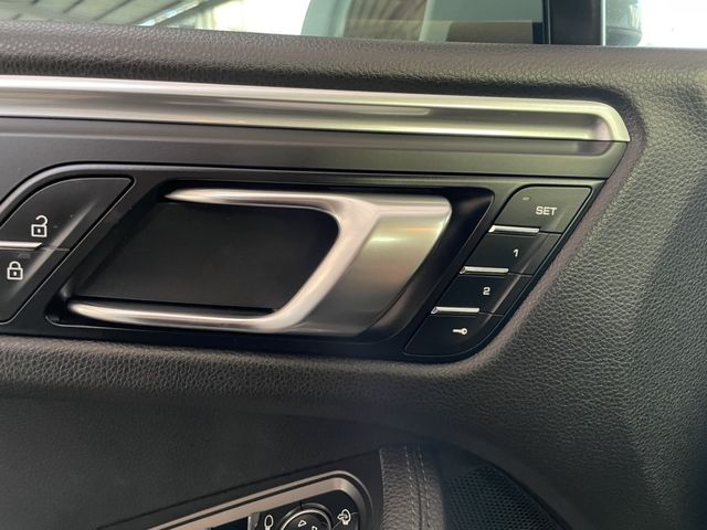 PORSCHE保時捷 MACAN  第9張相片
