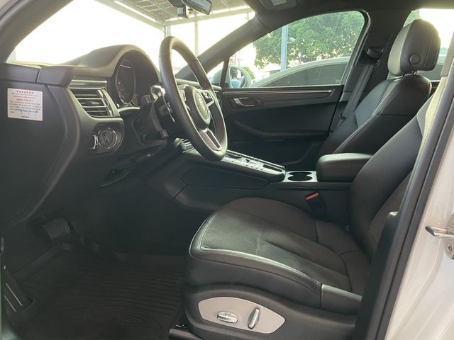 PORSCHE保時捷 MACAN  第10張相片