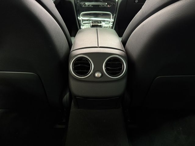 M-BENZ賓士 C200  第11張相片