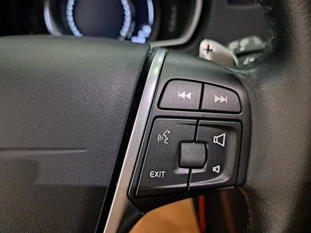 VOLVO富豪 V40  第4張相片