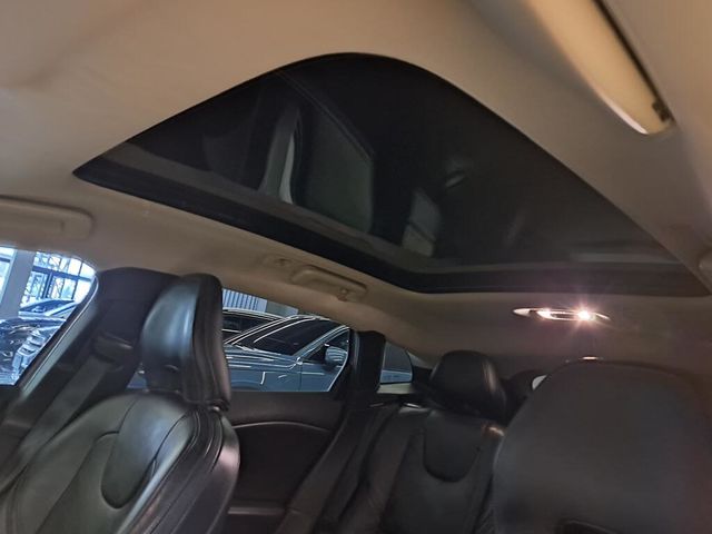 VOLVO富豪 V40  第6張相片