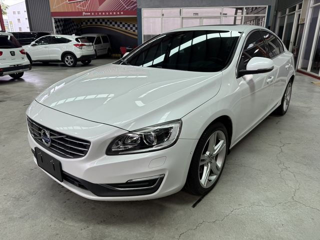 VOLVO富豪 S60  第3張相片