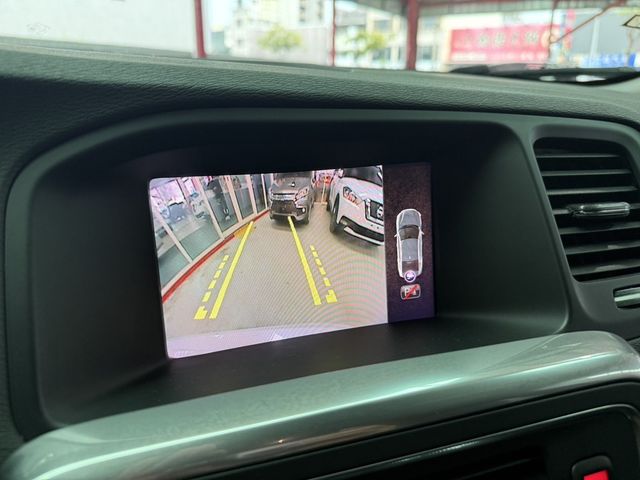 VOLVO富豪 S60  第7張相片