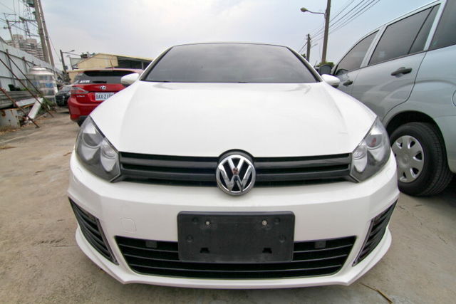 VOLKSWAGEN福斯 GOLF GTI  第2張相片
