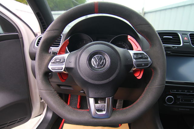 VOLKSWAGEN福斯 GOLF GTI  第4張相片