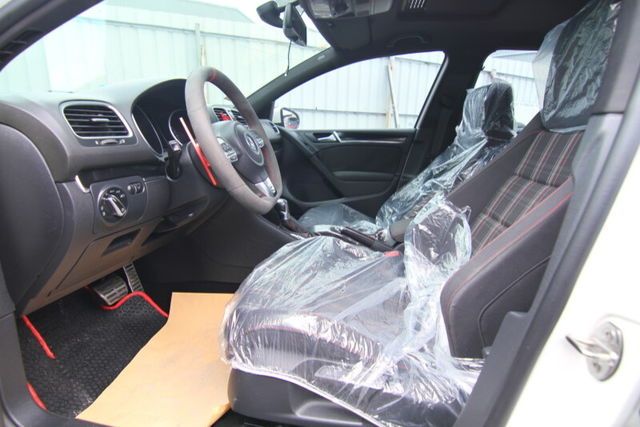 VOLKSWAGEN福斯 GOLF GTI  第7張相片